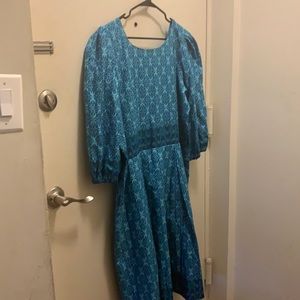 Women’s dress